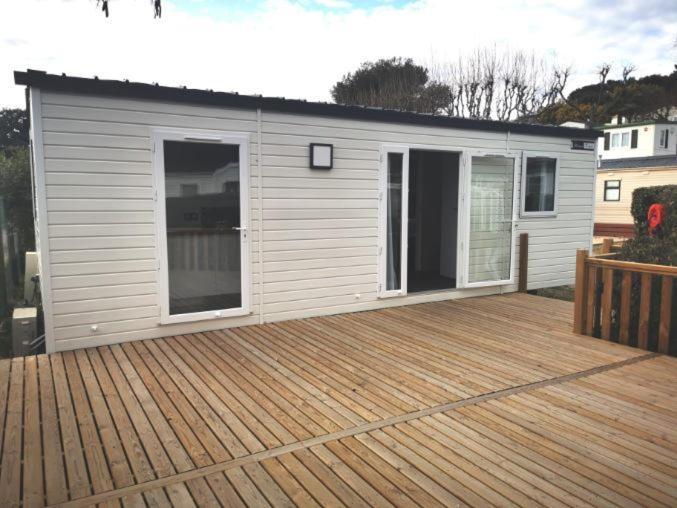 Mobil Home Neuf Camping L Ile Dor Plage St Raphael Avec Piscine Saint-Raphaël Екстериор снимка